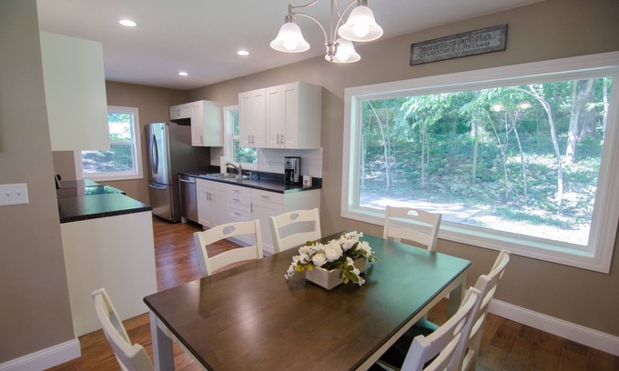Quincy House | Peaceful, Country Cottage with Open Floor Plan