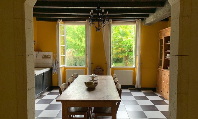 Challignac House | Peaceful countryside French stone house near vineyards