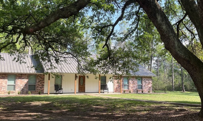 Fluker House | Peaceful home in Amite, La