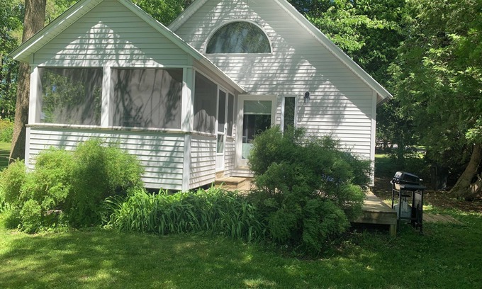 Grand Isle House | Peaceful lakeside camp in Grand Isle, Vermont.
