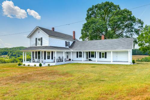 Lenoir House | Peaceful Lenoir Home with Valley and Mountain Views!