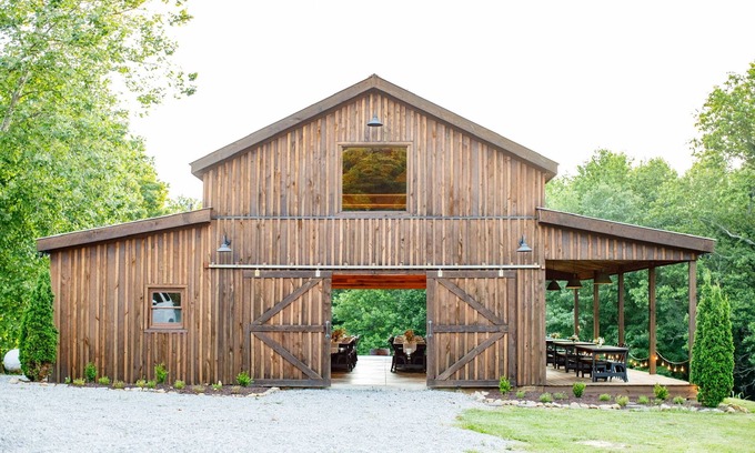 Marrowbone House | Peaceful Nashville Barn