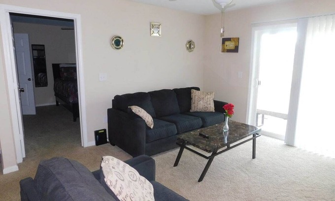 State Park Apartment | Peaceful office space with Bed with 2Bdrms/2Ba