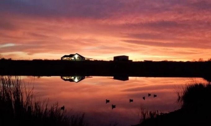 Klondike Villa | Peaceful Retreat with Spectacular Views near charming Sulphur Springs TX