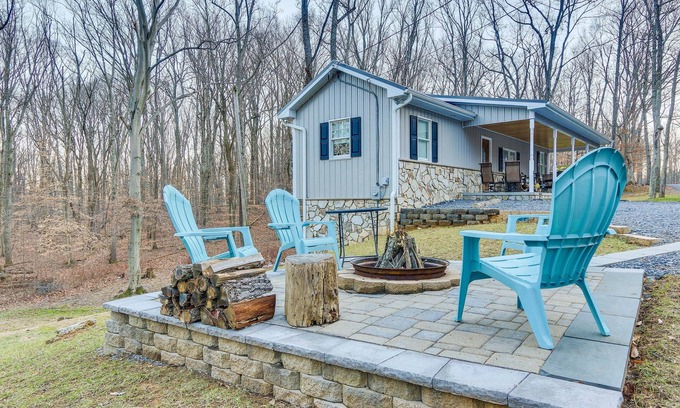Knoxville House | Peaceful & Secluded Knoxville Retreat w/Deck