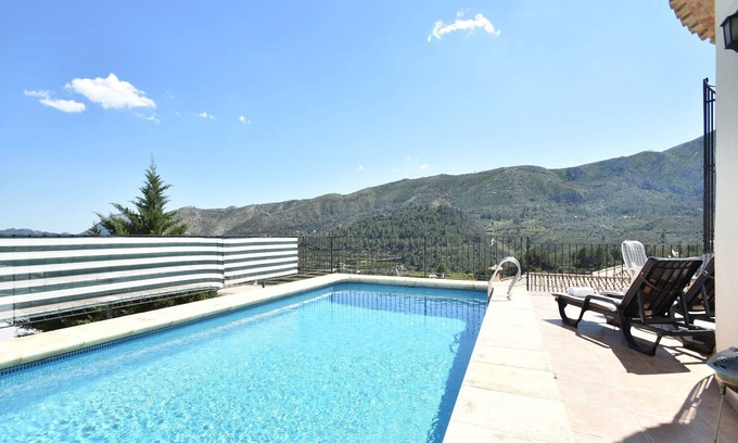 Adsubia Villa | Peaceful Villa with Private Pool