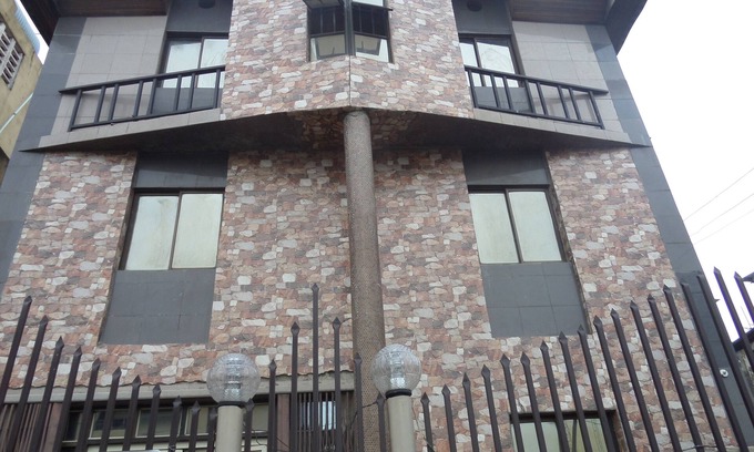 Lagos Mainland Hotel | Peaceland Hotel LTD