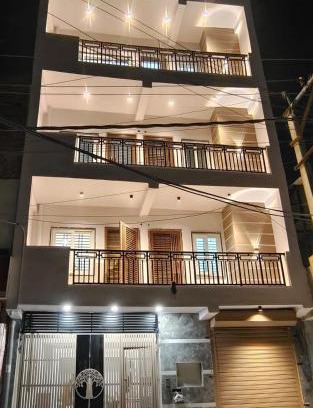Delhi Apartment | Pearl - 1 BHK Flat Near Beautiful Lake & Golf Course