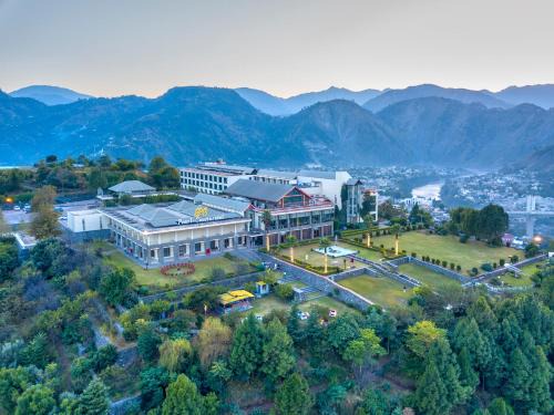 Muzaffarabad Hotel | Pearl Continental Hotel, Muzaffarabad