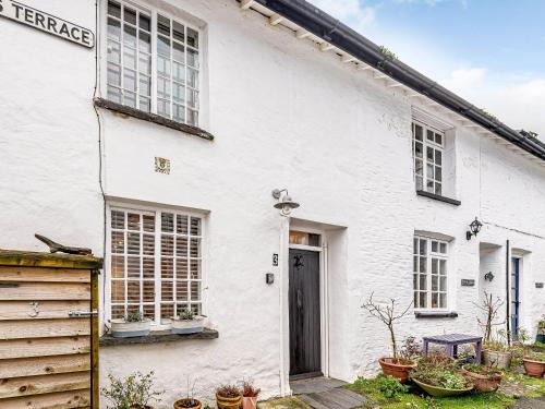 Stapleton House | Pebble Cottage - Uk32243