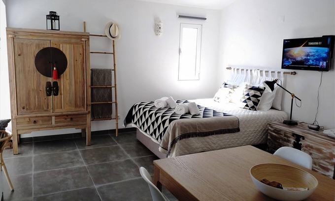 Santa Luzia Apartment | Pedras del Rei Waterfront Loft