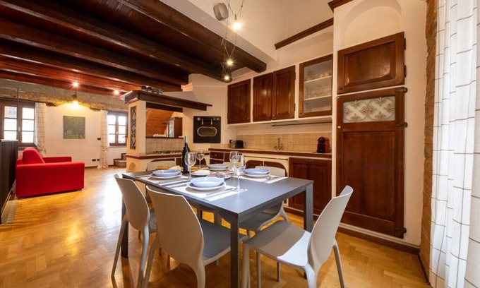 La Morra Apartment | PEIRAGAL apartment in the historic center