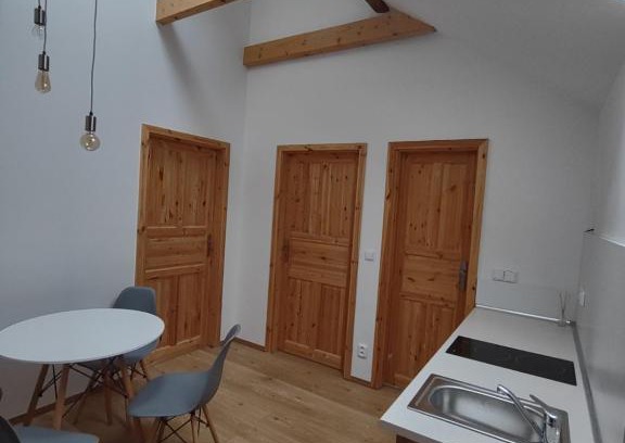 Zeleznice Apartment | Pekloveské Apartmány v Českém Ráji