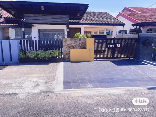 Miri Villa | Pelita Commercial Centre Homestay 百丽达商圈民宿 9pax