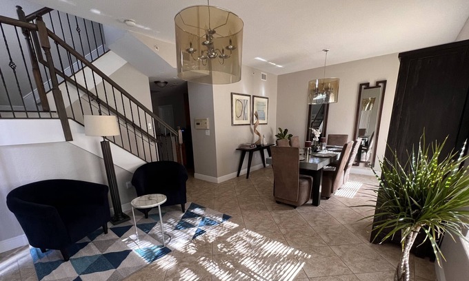 Pembroke Pines House | Pembroke Pines prime location for business & leisure travelers.