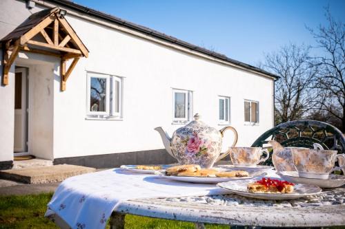 Brynamman House | Pen-Y-Graig Cottage Llandeilo