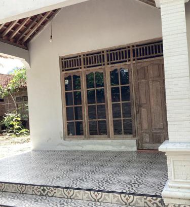 Borobudur House | Penginapan Khadijah