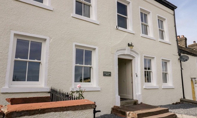 Penny Bridge House | PENNY BRIDGE HOUSE, pet friendly, with open fire in Ulverston