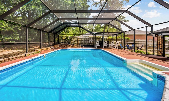 Myrtle Grove House | Pensacola Blue Angel Lodge