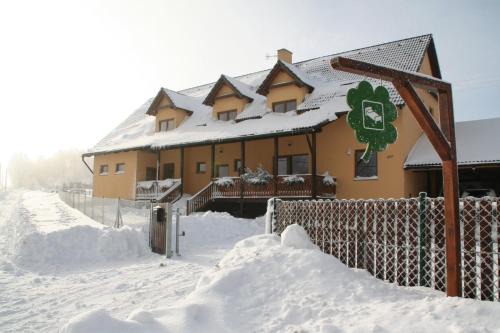 Tisa House | Pension Čtyřlístek