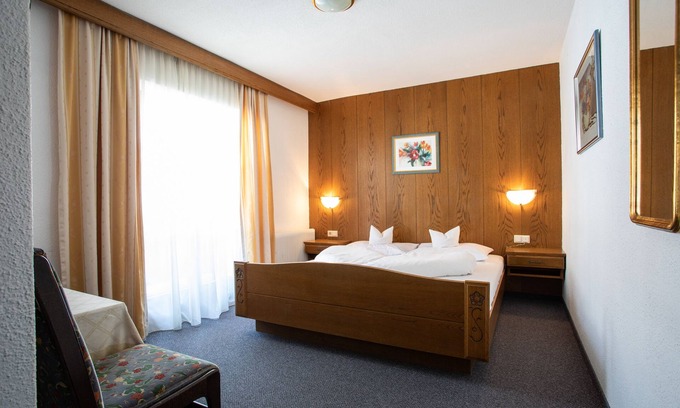 Nauders Bed & Breakfast | Pension Tirol