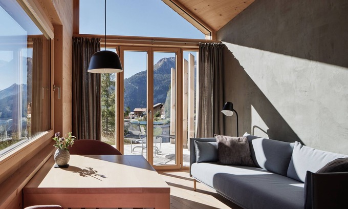 Mathon House | Pensiun Laresch