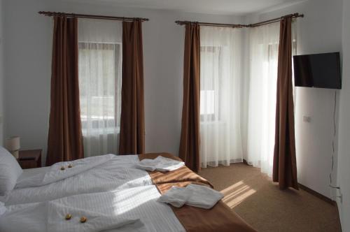 Metes House | Pensiune Casa Ampeia