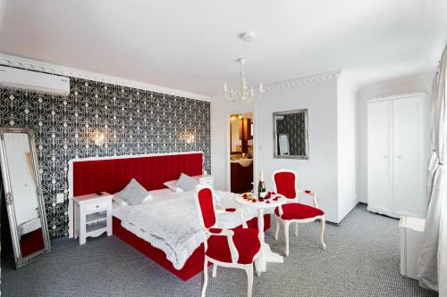 Hateg House | Pensiunea Avy