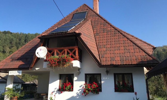 Vidra House | Pensiunea Dealul cu Melci