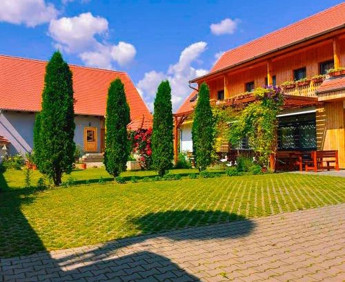 Saschiz Bed & Breakfast | Pensiunea Keisd