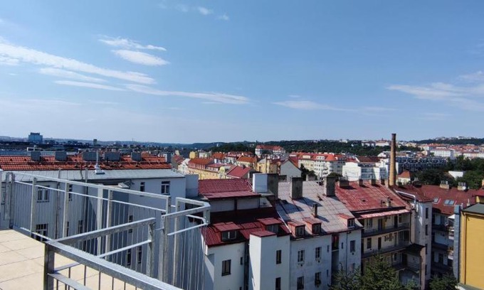 Palmovka Apartment | Penthouse # 81 with panoramic city view in Elite Rezidence with free parking