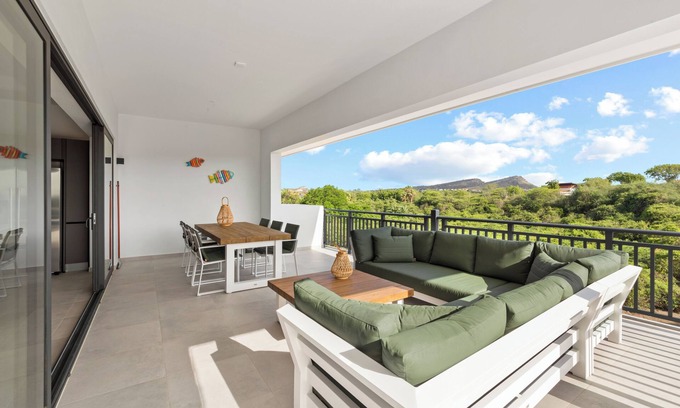 Sint Michiel Apartment | Penthouse the Breeze @ Blue Bay Beach & Golf Resort