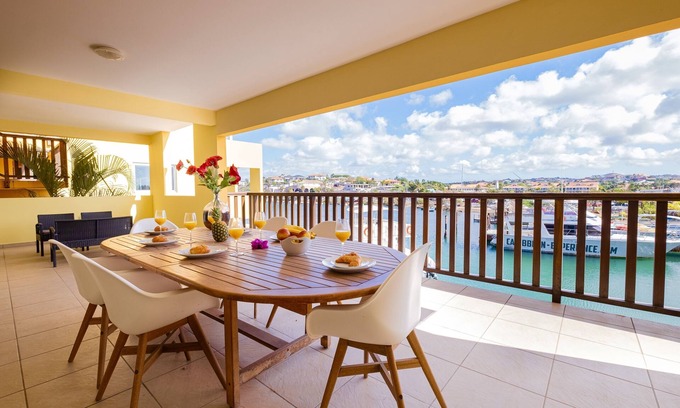 Jan Thiel Apartment | Penthouse with breathtaking water view!