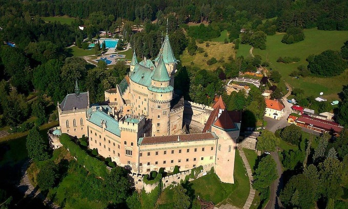 Bojnice Hotel | Penzión DRUŽBA Bojnice