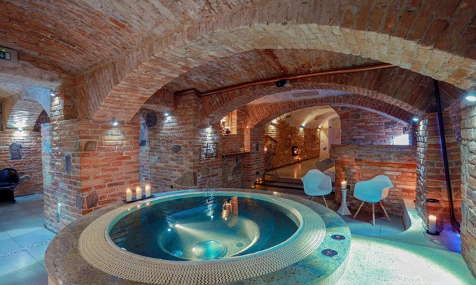 Nitra House | Penzión Wellness & Restaurant Zoborská, free parking