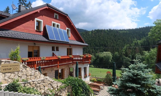 Horni Lomna House | Penzion Bawaria