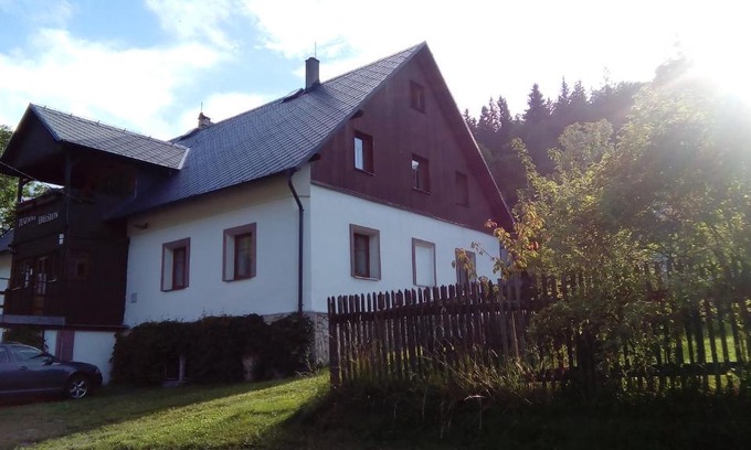 Petrovice House | Penzion Edelštejn