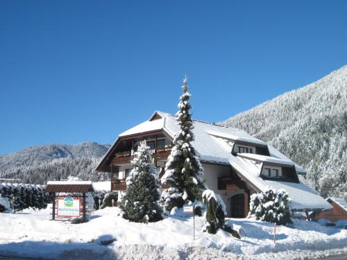 Kranjska Gora Bed & Breakfast | Penzion Livada