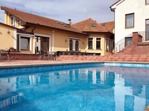 Blansko House | Penzion SURF