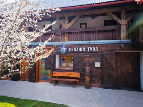 Trinec House | Penzion Tyra - Stáje