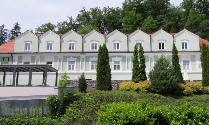 Rogaska Slatina Apartment | Peony