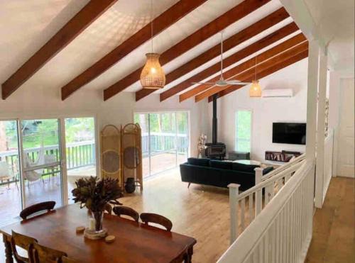 Smiths Lake House | Peppertree