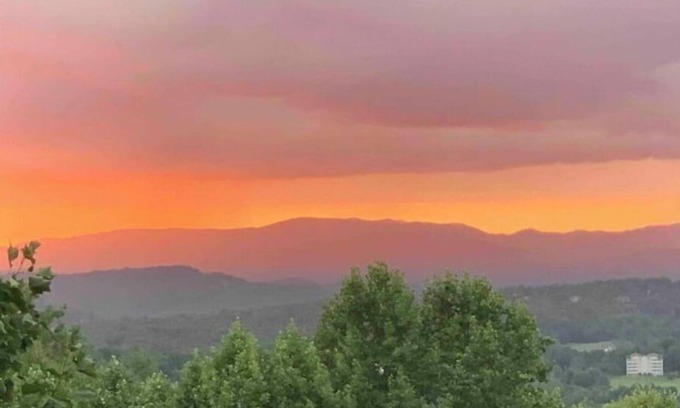 Hiawassee Apartment | Perch yourself at Robin’s Nest & enjoy spectacular views in a beautiful setting