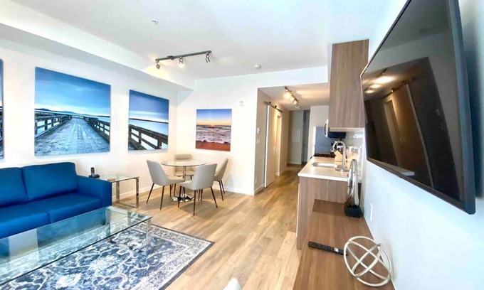 Sidney Apartment | Perfect Brand New Condo Downtown Sidney