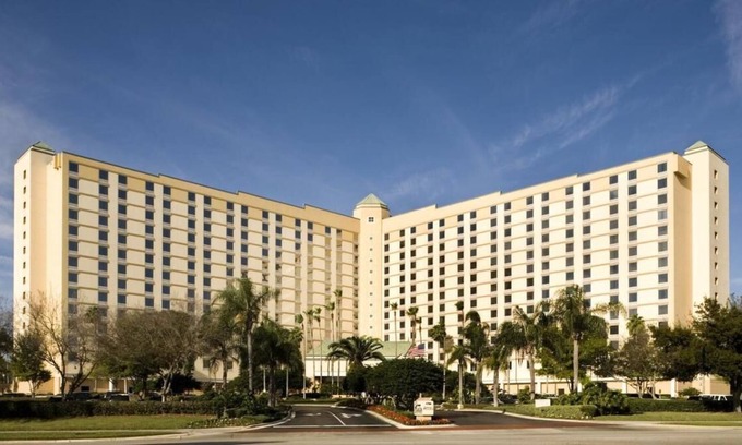 Florida Central Atlantic Coast House | Perfect Family Getaway! 3 Gorgeous Units, Pools, Restaurants, Near Disney's Hollywood Studios