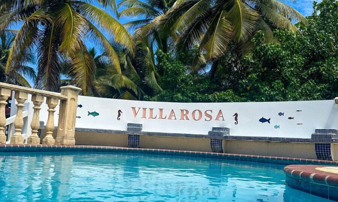 Islote House | Perfect for destination weddings & family vacations