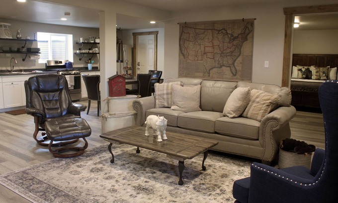 New Castle Apartment | Perfect for outdoor adventurers & couples; near Glenwood, hot springs & skiing