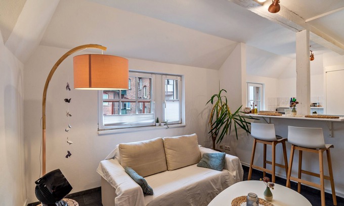 Pforzheim Apartment | Perfect for your City Trip - "Sweet 2 Room Fachwerk Apartment" with Wi-Fi
