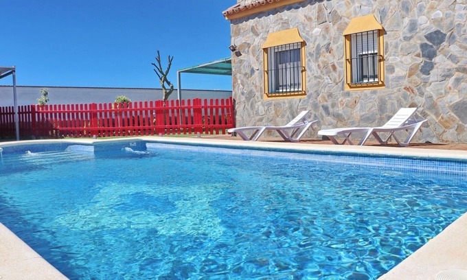 Conil de la Frontera Ski Chalet | Perfect house for families with pool