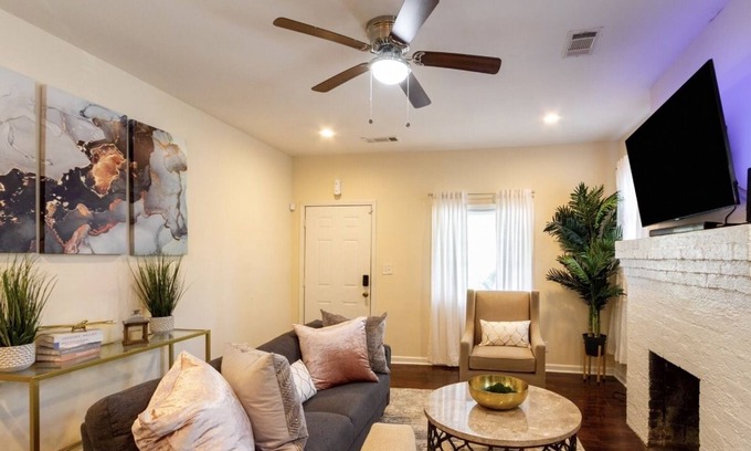 Edgewood House | perfect home 2BR/2Bath in heart of Atlanta city.